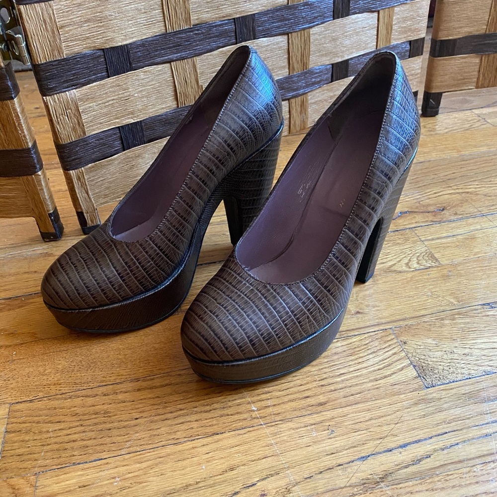 Robert Clergerie Leather Platform Pumps